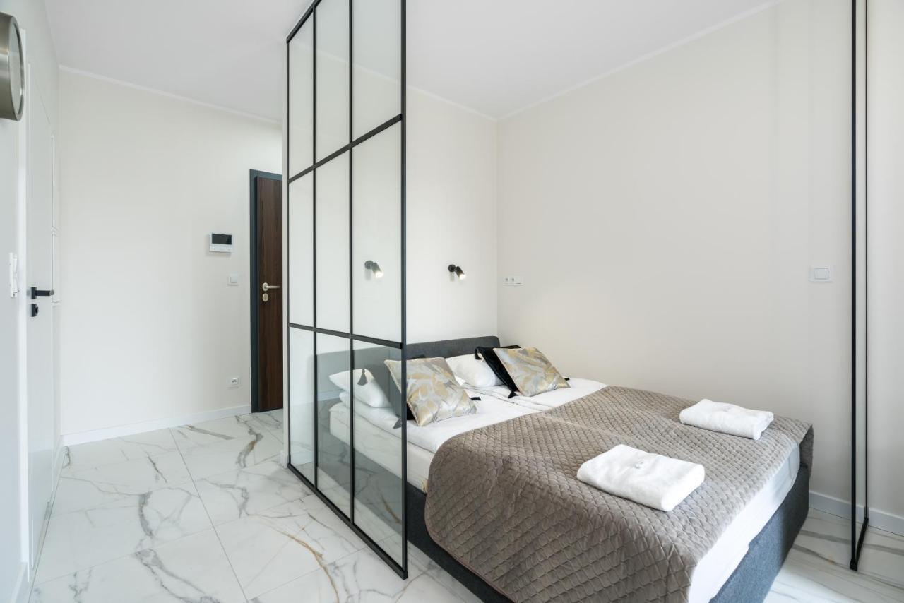 Apartments City View Garbary By Noclegi Renters Poznan Ngoại thất bức ảnh
