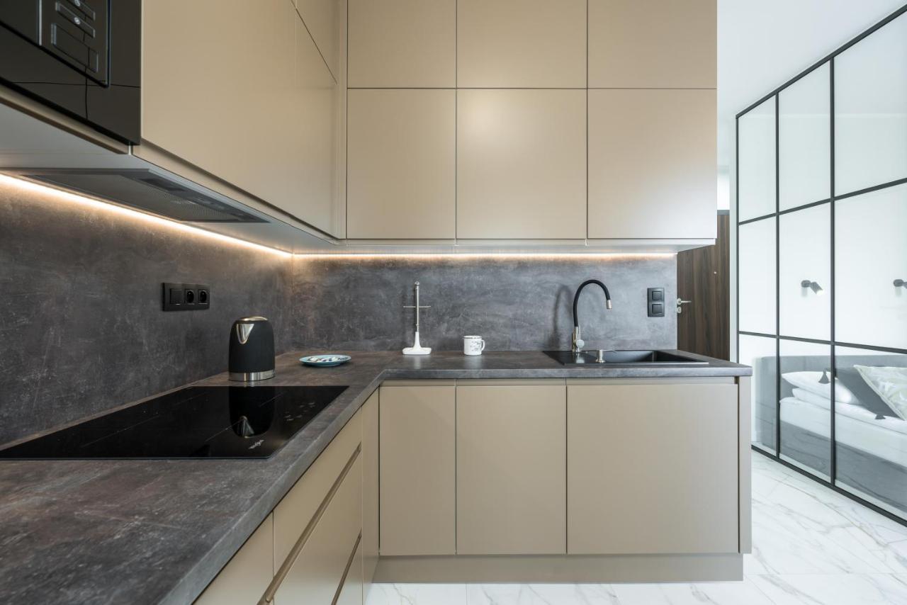 Apartments City View Garbary By Noclegi Renters Poznan Ngoại thất bức ảnh