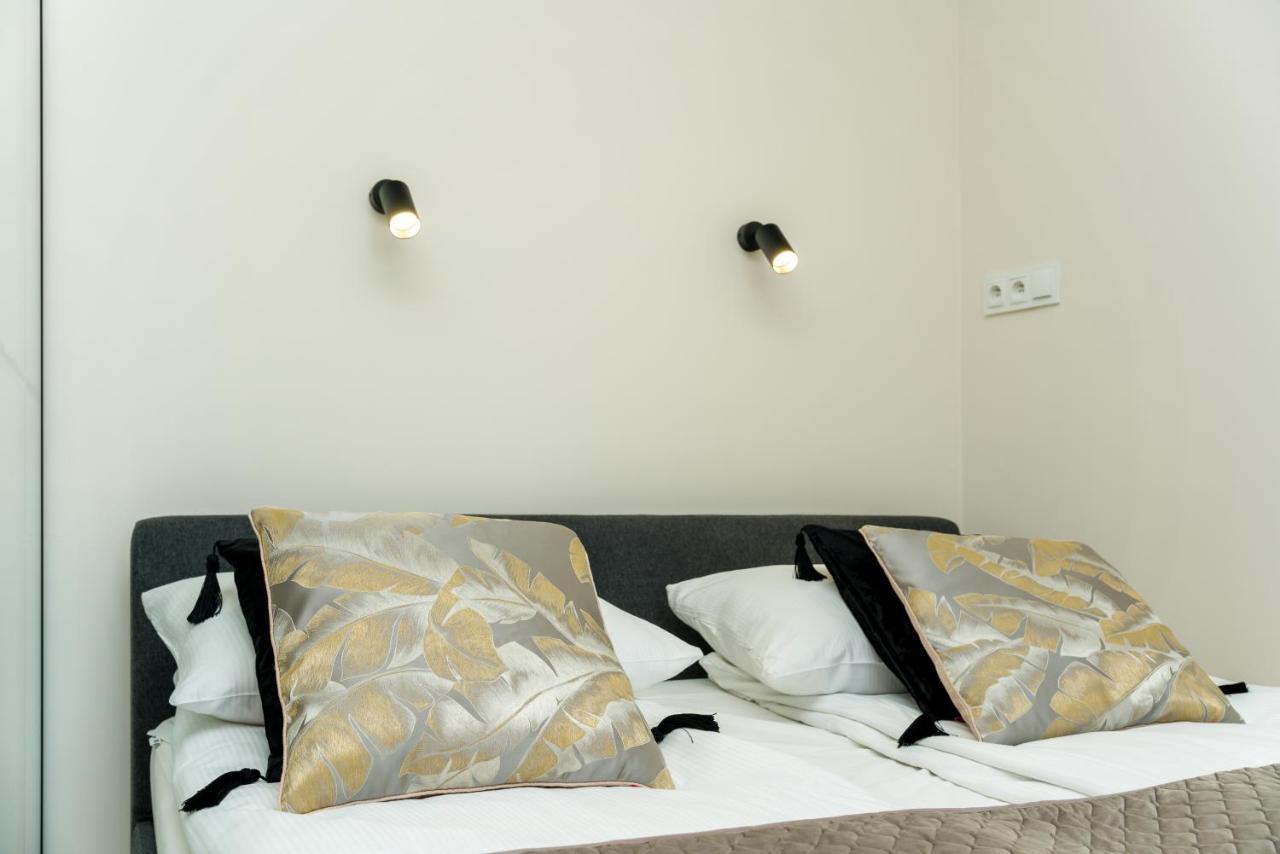 Apartments City View Garbary By Noclegi Renters Poznan Ngoại thất bức ảnh